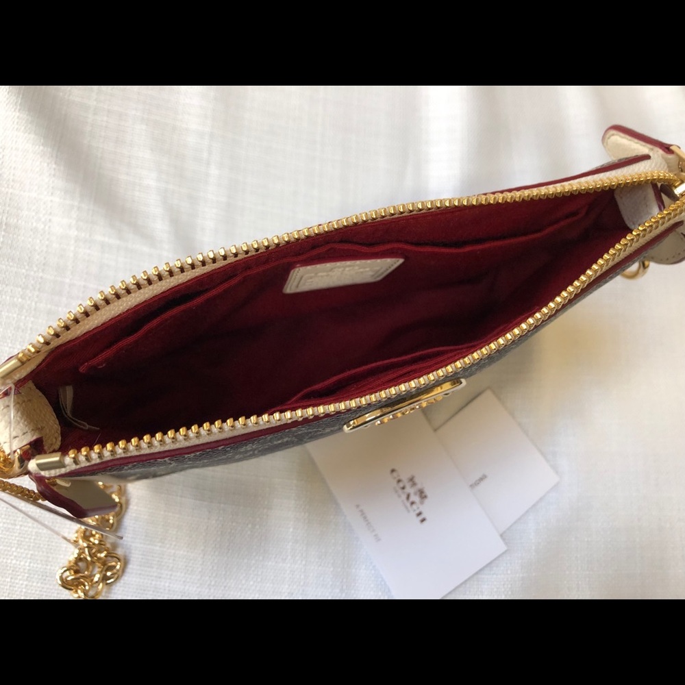 NWT Coach Purse/Wristlet - Picture 3 of 5